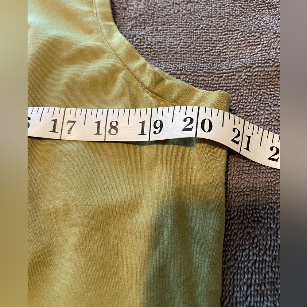 Sage green sleeveless top - Picture 5 of 7